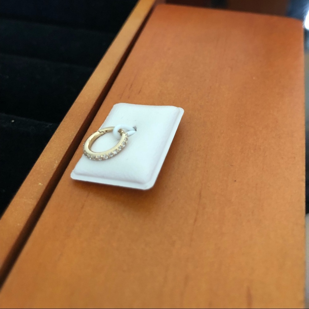 Tragus ear piercing 10k gold